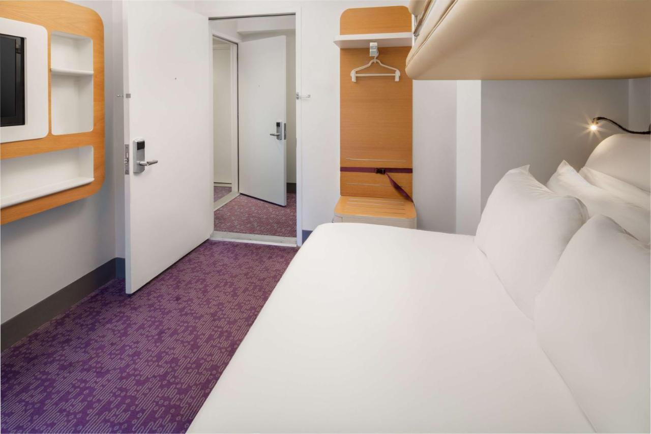 Yotel New York Times Square Екстериор снимка