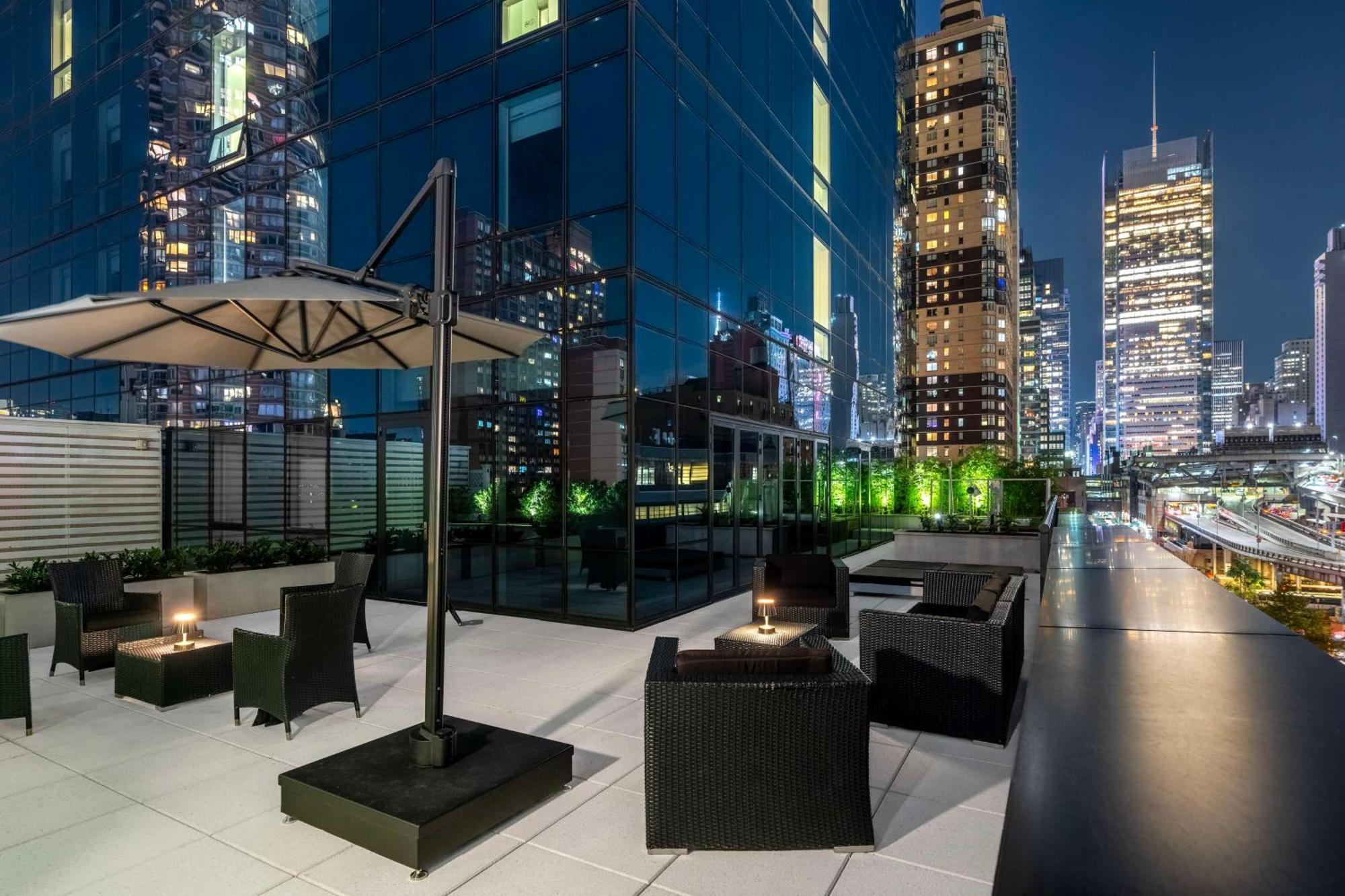 Yotel New York Times Square Екстериор снимка